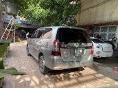 Cần bán Toyota Innova đời 2016, màu bạc số sàn, giá chỉ 449 triệu