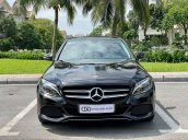 Cần bán lại xe Mercedes C200 đời 2017, màu đen chính chủ