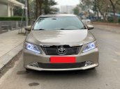 Bán xe Toyota Camry năm 2015 số tự động giá cạnh tranh