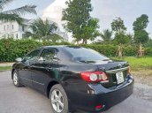 Cần bán lại xe Toyota Corolla Altis 2010, màu đen, giá tốt