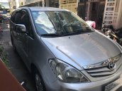 Bán ô tô Toyota Innova 2.0 G sản xuất 2010, màu bạc chính chủ