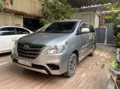 Cần bán Toyota Innova đời 2016, màu bạc số sàn, giá chỉ 449 triệu