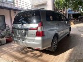 Cần bán Toyota Innova đời 2016, màu bạc số sàn, giá chỉ 449 triệu