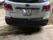 Cần bán gấp Kia Sorento sản xuất năm 2013, nhập khẩu còn mới