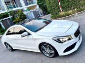 Bán Mercedes sản xuất 2018, màu đen số tự động