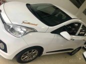 Bán Hyundai Grand i10 đời 2015, màu trắng số tự động, 305tr