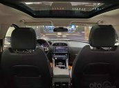 Bán Jaguar F-Pace năm sản xuất 2017, màu trắng, xe nhập còn mới