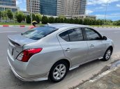 Bán xe Nissan Sunny XV Premium năm sản xuất 2017, màu bạc số tự động