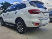 Cần bán xe Ford Everest sản xuất 2020, màu trắng, nhập khẩu nguyên chiếc còn mới