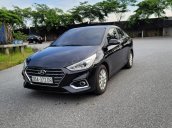Cần bán Hyundai Accent năm sản xuất 2018, màu bạc