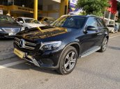 Bán Mercedes GLC 250 đời 2017, màu đen