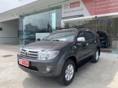 Cần bán xe cá nhân: Toyota Fortuner 2. 7V 4WD 2012 - Màu xám - đi 108.000 km