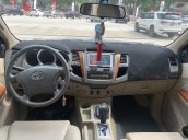 Cần bán xe cá nhân: Toyota Fortuner 2. 7V 4WD 2012 - Màu xám - đi 108.000 km