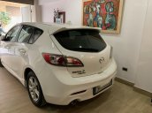 Cần bán gấp Mazda 3 năm sản xuất 2010, màu trắng chính chủ