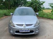 Xe Mitsubishi Grandis sản xuất năm 2005, màu bạc 