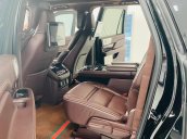 Bán Lincoln Navigtor L Black Label màu đen, sản xuất 2019, đăng ký 2020, xe mới 99,9%