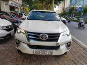 Toyota Fortuner 2.7V 2019 trắng siêu tinh khiết, nhập khẩu Indonesia