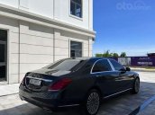 Cần bán gấp Mercedes S400 sản xuất năm 2015, màu đen còn mới