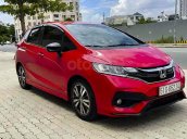 Cần bán lại xe Honda Jazz RS đời 2018, màu đỏ còn mới