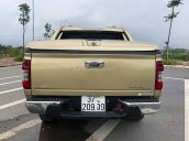 Bán Isuzu Dmax đời 2005, màu vàng còn mới