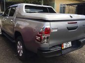 Cần bán xe Toyota Hilux 2.4E 4x2 MT sản xuất 2016, màu bạc, nhập khẩu nguyên chiếc còn mới, giá tốt