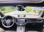 Bán ô tô Porsche Macan đời 2016, màu vàng cát