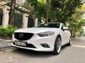 Cần bán gấp Mazda 6 sản xuất năm 2016, màu trắng giá cạnh tranh