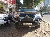 Toyota Fortuner 2.4 chạy dầu 2019, màu đen đẳng cấp thời thượng