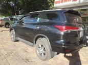 Toyota Fortuner 2.4 chạy dầu 2019, màu đen đẳng cấp thời thượng