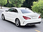 Cần bán xe Mercedes-Benz CLA 250 4Matic model 2017(bản facelift), màu trắng, nhập khẩu nguyên chiếc