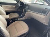 Cần bán Hyundai Elantra sản xuất năm 2018 còn mới