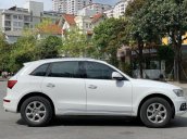 Cần bán xe Audi Q5 năm 2014, màu trắng, xe nhập còn mới