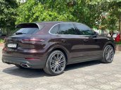 Cần bán gấp Porsche Cayenne sản xuất 2021, màu nâu