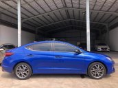 Bán Hyundai Elantra năm sản xuất 2019, màu xanh lam