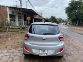 Bán Hyundai Grand i10 năm sản xuất 2015, màu bạc, nhập khẩu  