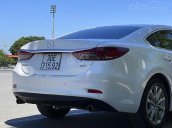 Bán Mazda 6 2.0 AT 2016, màu trắng chính chủ