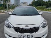 Cần bán gấp Kia K3 sản xuất 2014, màu trắng