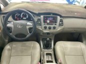 Cần bán lại xe Toyota Innova năm 2015 còn mới, 415tr