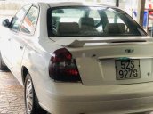 Bán xe Daewoo Nubira đời 2001, màu trắng xe gia đình