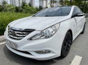 Cần bán lại xe Hyundai Sonata sản xuất năm 2012, nhập khẩu nguyên chiếc, giá tốt