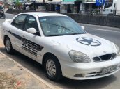 Bán xe Daewoo Nubira đời 2001, màu trắng xe gia đình