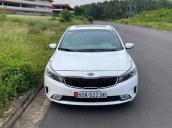 Cần bán Kia Cerato 2018, màu trắng còn mới