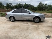 Cần bán Hyundai Sonata năm sản xuất 2009, màu bạc, nhập khẩu