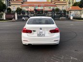 Cần bán gấp BMW 320i sản xuất 2015, nhập khẩu, 899 triệu