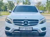 Bán ô tô Mercedes GLC250 sản xuất 2016, màu trắng, xe đẹp lung linh