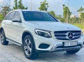 Bán ô tô Mercedes GLC250 sản xuất 2016, màu trắng, xe đẹp lung linh