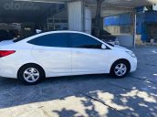 Cần bán xe Hyundai Accent đời 2011, màu trắng, nhập khẩu