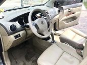 Bán Nissan Grand livina sản xuất năm 2010, màu xanh lam  