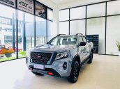 Bán ô tô Nissan Navara đời 2021, màu xanh, giá tốt