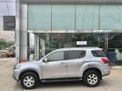 Cần bán Isuzu mu-X 3.0AT 2018, màu bạc, số tự động, giá 698tr